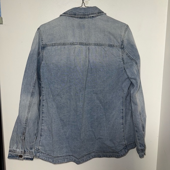 Curve Women's Classic Blue Denim Jacket - Picture 5 of 6